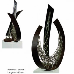 Equilibre Instable - Collage par soudure ; Métal rouillé et Galva ; H : 98cm, L : 60cm, P : 36cm, 2017 - Laurent Lafontas 