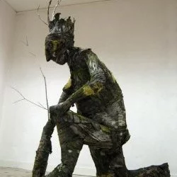 L'homme arbre - Sculpture en écorce - David lachavanne 
