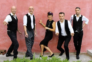 Affiche Les Accordés Swing en concert aux Folies Vocales d'Agen