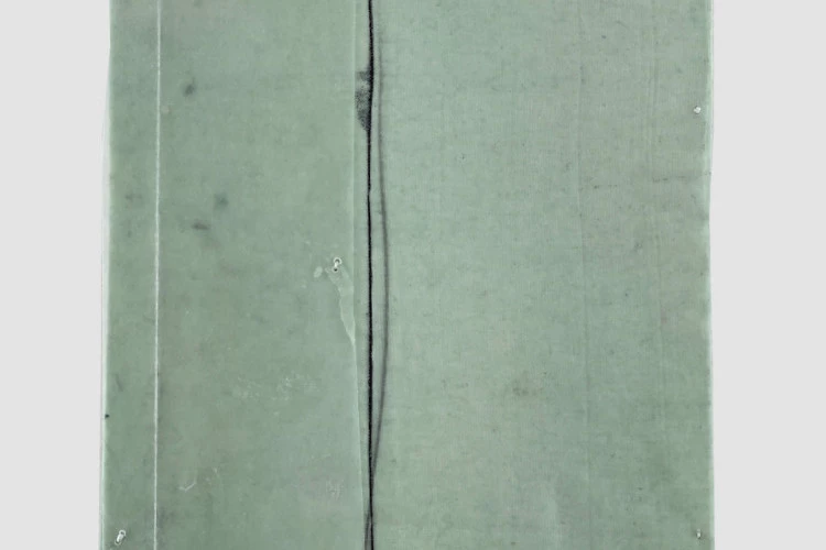 Grü-ün N°5 - papier ciré, organdi, pigments, 9x13cm 2021