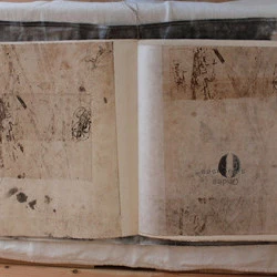 Détournement 1 - Livre d'artiste : estampes et textes Sophie Vigneau 2023 - Sophie Vigneau 