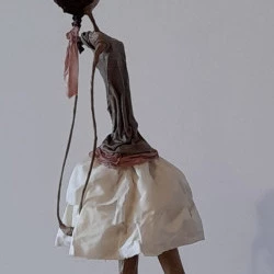 Petite - Technique mixte 30x35X108cm