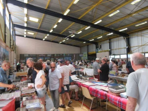 Affiche 16 ème Bourse Multi-Collections .Expo véhicules anciens . Moteurs Statiques 