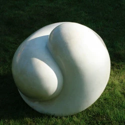 Yin Yang - 2001 - Béton, 60/60/58 cm 160 kg