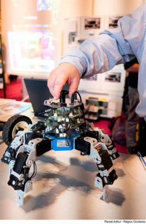 Affiche Le numérique dans les métiers : atelier animé par Info jeunes Occitanie (CRIJ)