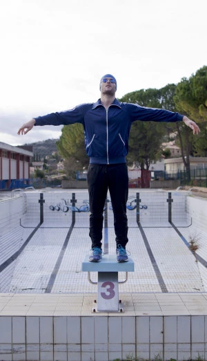 Affiche Théâtre « Cent mètres papillon » par le Collectif Collette 