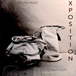 Exposition : A Story of Care - août 2023 - Oeuvres : Grete McNorton, dessins et sculptures céramiques - ©DRAWinternational 