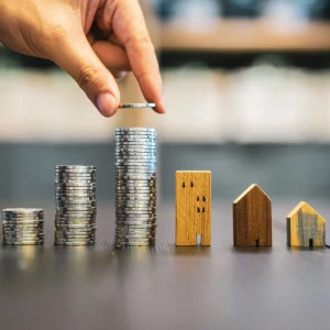 Affiche WEBINAIRE Café Climat – Rénovation basse consommation : priorités et aides financières