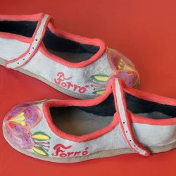 Ballerines forró - Céramique, 2023, échelle 1 (pointure 37) - Agnès Fornells 