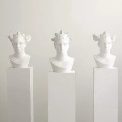 "ACTEON I-NIOBE-ACTEON II" 2019 - 2024 - Staturoc et Plastiroc - (46x26 cm chaque élément).