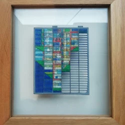 pigments batterie - travail aux pigments sur éléments de batterie automobile / sous verre cadre bois