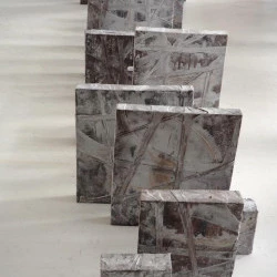 Corps - Installation - Bois Latex Bas Talc - 2022 - Christian Durante 