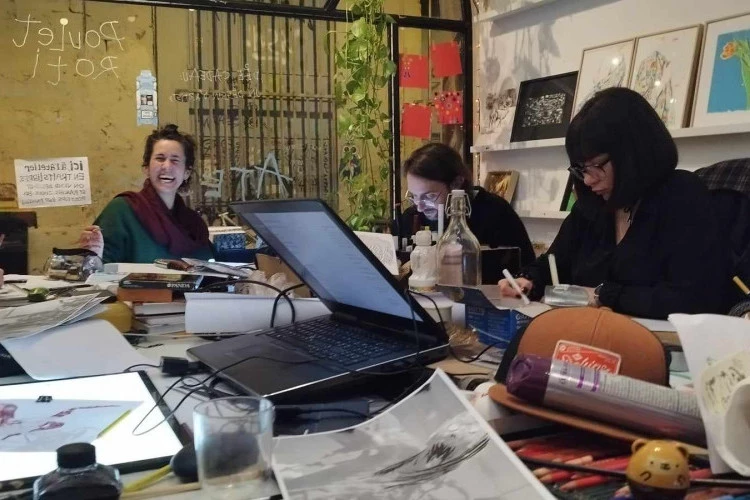 Atelier En Traits Libres